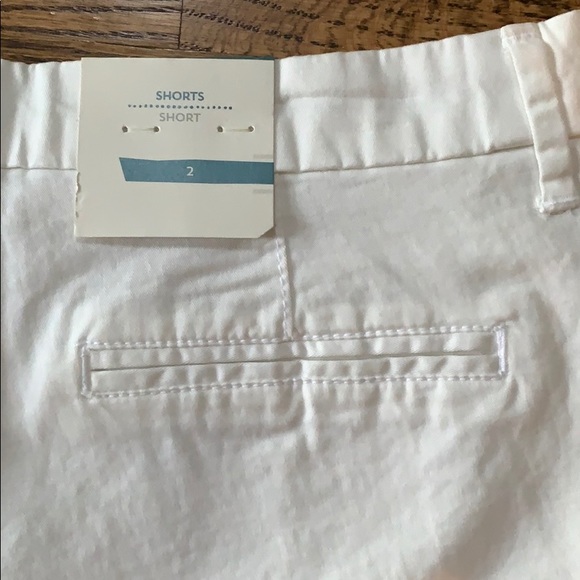 White, 5” Size 2 Old Navy Shorts - Picture 3 of 3